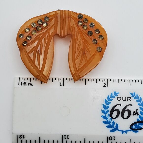 1930s Carved Baketlite Belt Buckle Rhinestone Accent Art Deco Butterscotch Clip - Picture 4 of 4